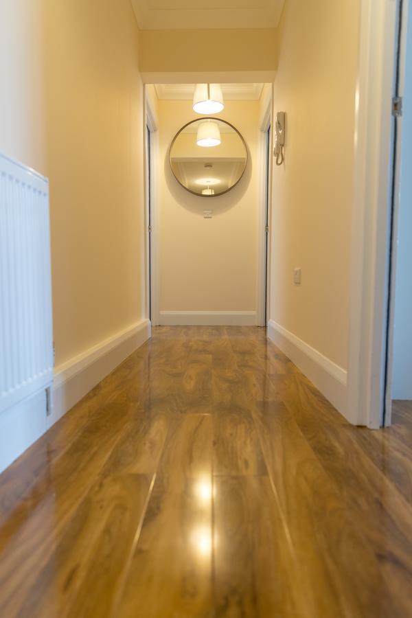 London Heathrow Serviced Apartments Ashford  Exterior photo